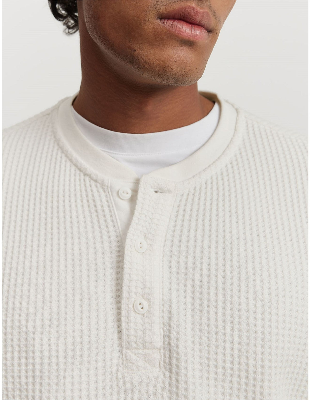 Heritage Waffle Henley | White henley shirt, detail view 2